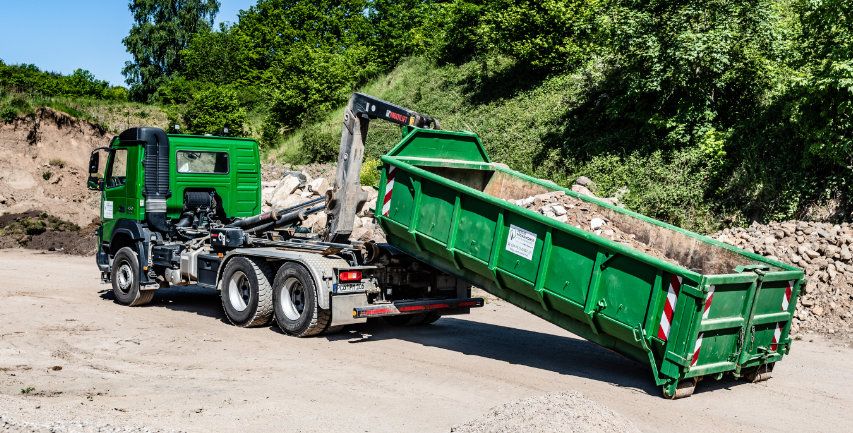 LKW mit Container